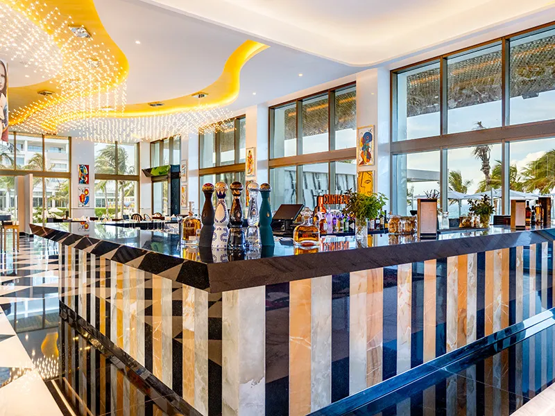 lobby bar