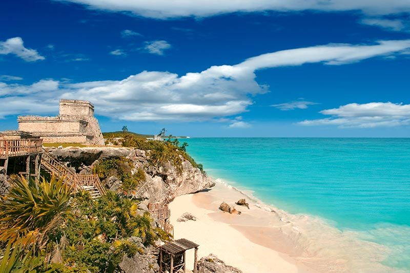 Stunning Turquoise Waters at the most popular beach in cancun