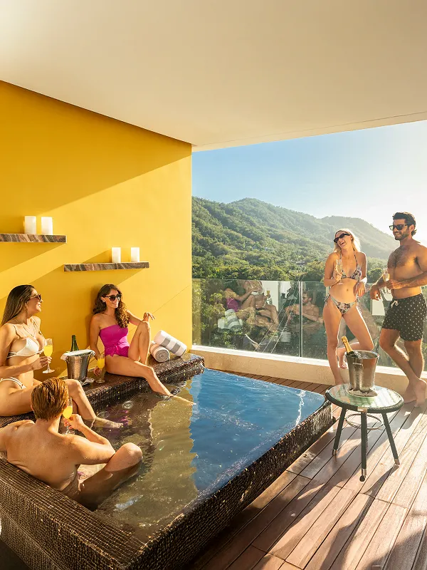 weekend sale hotel mousai vallarta